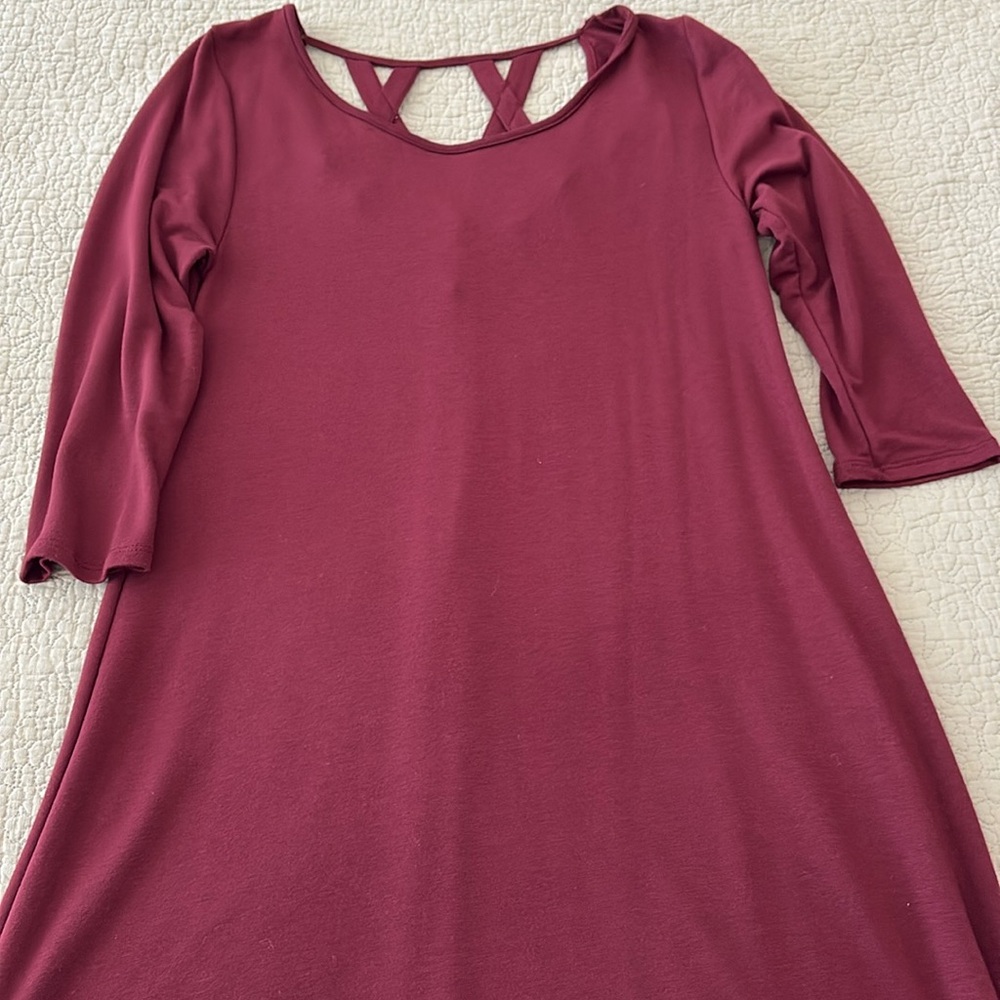 Burgundy Quarter-Length Sleeve Dress - Size M